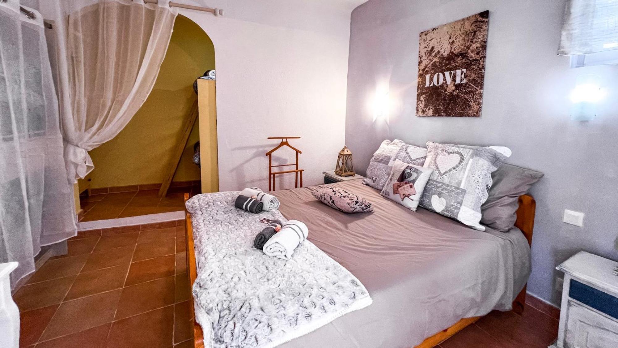 Reve D'Azur, Mazet En Bord De Mer, Parking, Piscine Partagee, Terrasse Bbq & Draps Inclus La Nartelle, 1 Salon, 1 Chambre, 1 Cuisine , 1 Sdb Sainte-Maxime Buitenkant foto