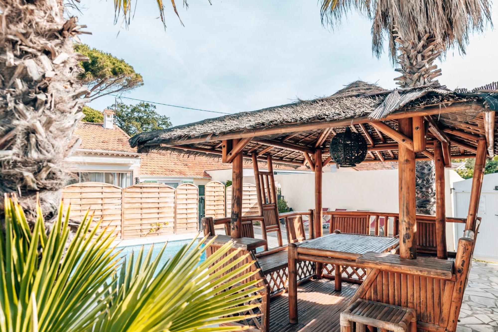 Reve D'Azur, Mazet En Bord De Mer, Parking, Piscine Partagee, Terrasse Bbq & Draps Inclus La Nartelle, 1 Salon, 1 Chambre, 1 Cuisine , 1 Sdb Sainte-Maxime Buitenkant foto