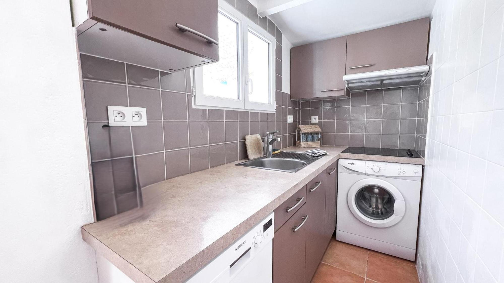 Reve D'Azur, Mazet En Bord De Mer, Parking, Piscine Partagee, Terrasse Bbq & Draps Inclus La Nartelle, 1 Salon, 1 Chambre, 1 Cuisine , 1 Sdb Sainte-Maxime Buitenkant foto