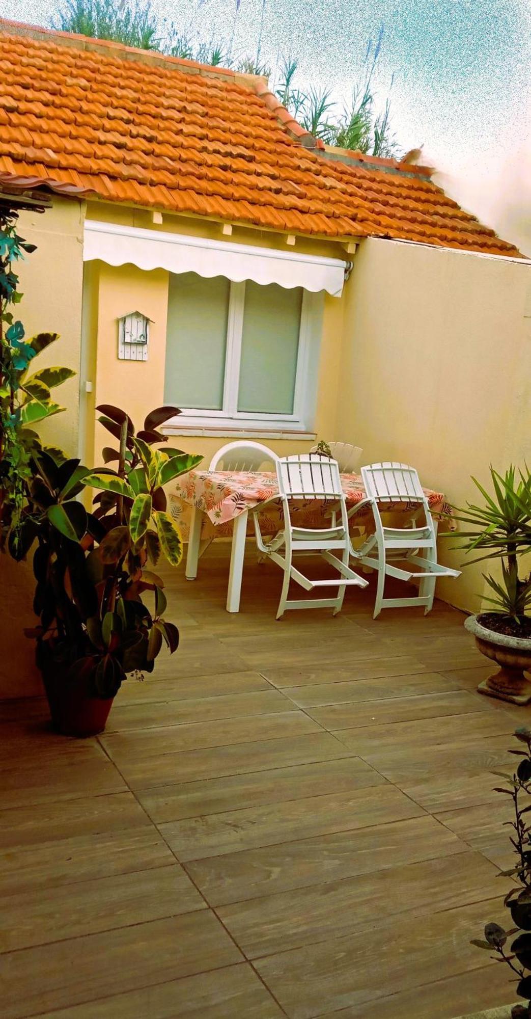 Reve D'Azur, Mazet En Bord De Mer, Parking, Piscine Partagee, Terrasse Bbq & Draps Inclus La Nartelle, 1 Salon, 1 Chambre, 1 Cuisine , 1 Sdb Sainte-Maxime Buitenkant foto